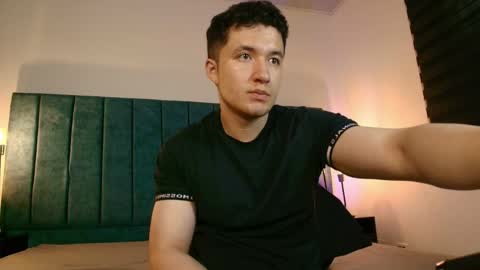 ethanconnor_ online show from 14, 4, 2026