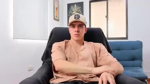 ethangreey1 online show from 19, 12, 2025