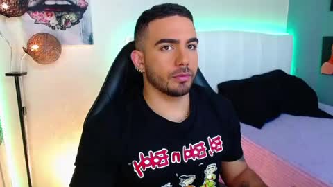 Ethan online show from 25, 5, 2026