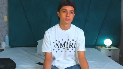Snapshot of ethanlowell chatting on 4, 2, 2025 ethanlowell online show from 4, 2, 2025
