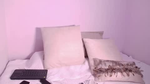 Snapshot of ethanlowell chatting on 8, 2, 2025 ethanlowell online show from 8, 2, 2025