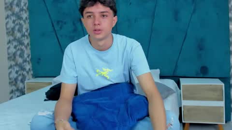 Snapshot of ethanlowell chatting on 17, 2, 2025 ethanlowell online show from 17, 2, 2025