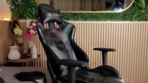 ethanlowell online show from 20, 2, 2026