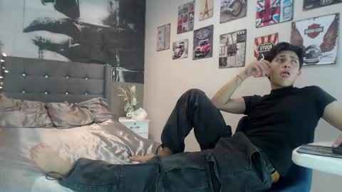 Snapshot of ethann1_ chatting on 22, 10, 2025 ETHAN online show from 22, 10, 2025