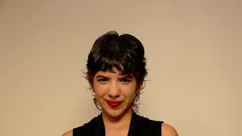 Snapshot of eva_caos chatting on 7, 11, 2025 Eva online show from 7, 11, 2025