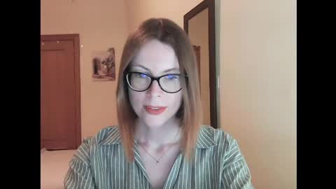 Snapshot of eva_cutesmile chatting on 22, 4, 2026 Eva online show from 22, 4, 2026