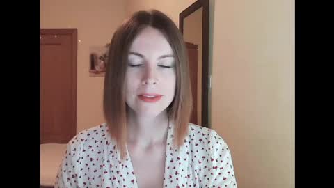 Snapshot of eva_cutesmile chatting on 27, 4, 2026 Eva online show from 27, 4, 2026