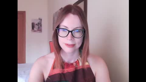 Snapshot of eva_cutesmile chatting on 17, 6, 2026 Eva online show from 17, 6, 2026