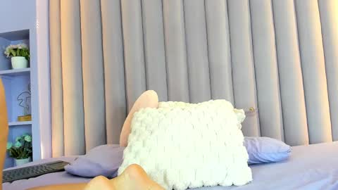 EVA DAEMON  online show from 15, 2, 2025