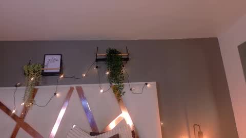 EVA DAEMON  online show from 9, 10, 2025