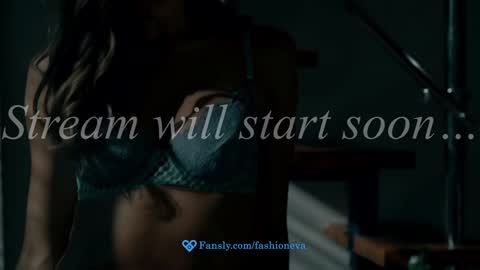 Snapshot of eva_fashionista chatting on 15, 2, 2026 Eva online show from 15, 2, 2026