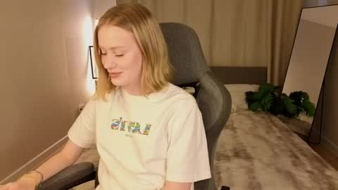 eva hamilton online show from 27, 5, 2026