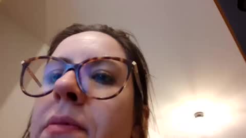 Eva  Jake online show from 21, 2, 2025