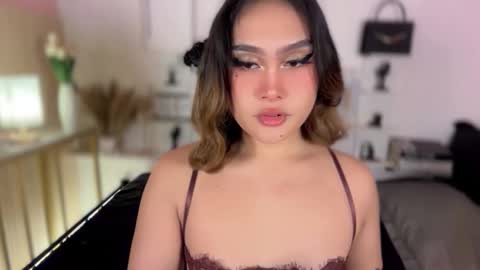 Queen Eva Mazikeen online show from 14, 3, 2026