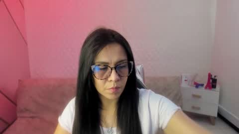 Eva  online show from 22, 2, 2026