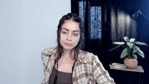 eva_monn online show from 17, 12, 2024