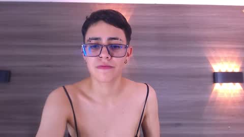 Eva cute online show from 1, 2, 2025