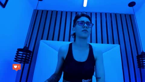 Eva cute online show from 9, 11, 2025