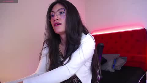 Eva Notty  online show from 9, 3, 2025