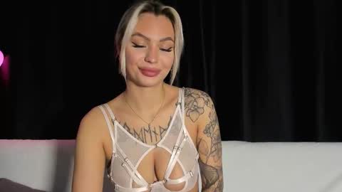 Eva online show from 25, 11, 2025