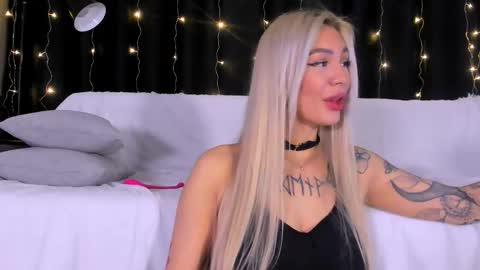 Snapshot of eva_re chatting on 3, 2, 2026 Eva online show from 3, 2, 2026