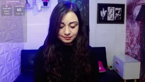 Snapshot of eva_rosell chatting on 7, 11, 2025 Eva online show from 7, 11, 2025