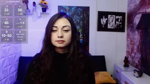 Snapshot of eva_rosell chatting on 10, 11, 2025 Eva online show from 10, 11, 2025