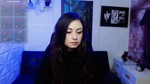 Snapshot of eva_rosell chatting on 21, 11, 2025 Eva online show from 21, 11, 2025