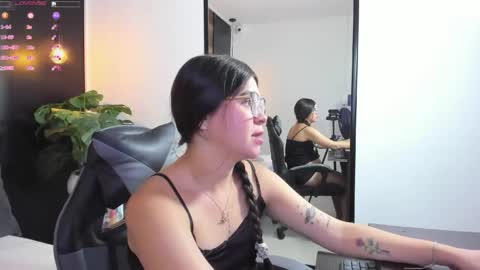 E V A  online show from 27, 5, 2026