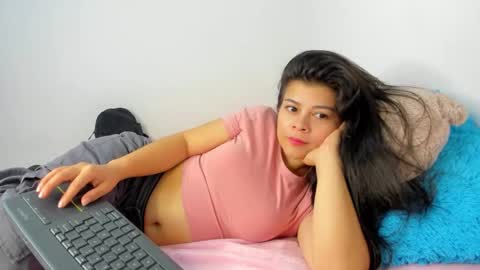 Estefania online show from 16, 10, 2025