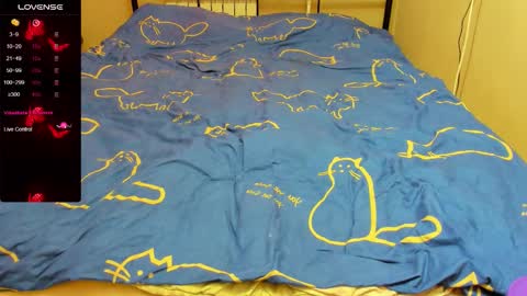 Snapshot of eva_zero chatting on 13, 10, 2025 Eva online show from 13, 10, 2025