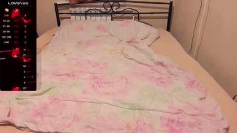 Snapshot of eva_zero chatting on 9, 11, 2025 Eva online show from 9, 11, 2025