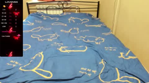 Snapshot of eva_zero chatting on 12, 11, 2025 Eva online show from 12, 11, 2025