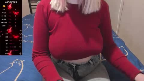 Snapshot of eva_zero chatting on 28, 11, 2025 Eva online show from 28, 11, 2025