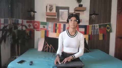 Snapshot of evaa_campbell chatting on 27, 6, 2026 Eva online show from 27, 6, 2026