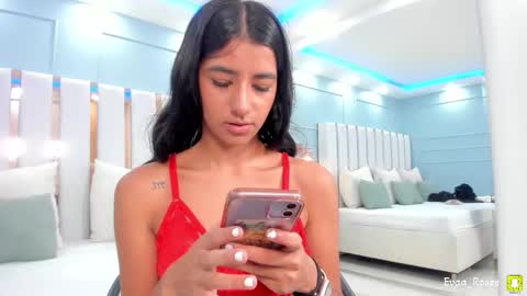 Snapshot of evaa_rose_ chatting on 14, 10, 2025 Eva online show from 14, 10, 2025