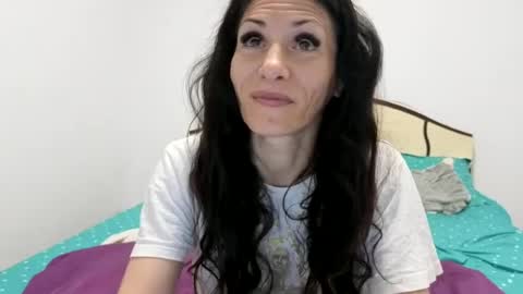 hornycrissyyourlove online show from 1, 7, 2026