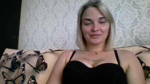 Snapshot of evadelicious_ chatting on 12, 7, 2026 evadelicious_ online show from 12, 7, 2026
