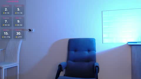 Snapshot of evahailey_ chatting on 28, 4, 2026 Eva online show from 28, 4, 2026