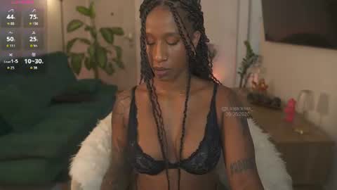 evajacksss_ online show from 30, 6, 2026