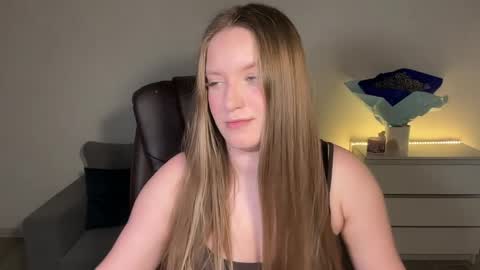 Snapshot of evajuly chatting on 18, 5, 2026 Eva online show from 18, 5, 2026