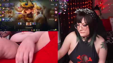 Snapshot of evamilaa chatting on 2, 11, 2025 Eva  online show from 2, 11, 2025