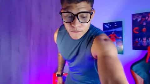 Snapshot of evan_greey chatting on 17, 9, 2025 EVAN GREY online show from 17, 9, 2025