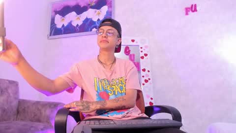 Evan Smitt online show from 28, 2, 2025