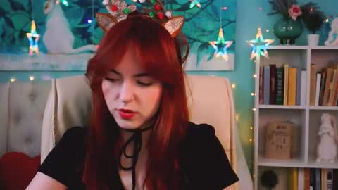 Eva  online show from 25, 12, 2024