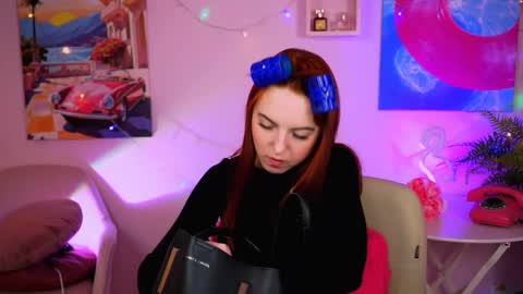 Eva  online show from 24, 1, 2025