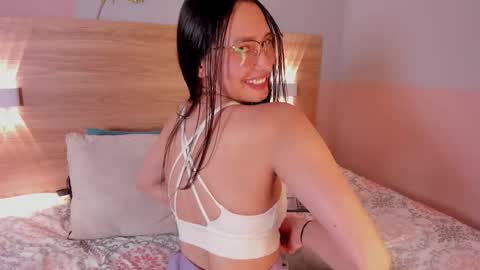 evangelineroos online show from 25, 3, 2026