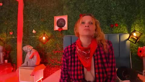 Snapshot of evangelyne_rose chatting on 18, 3, 2026 Evangelyne online show from 18, 3, 2026