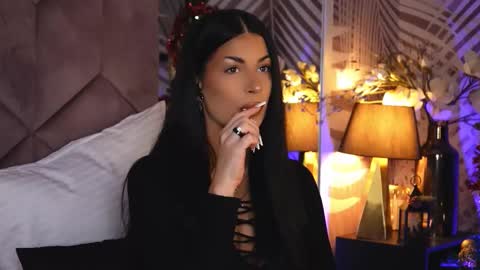 EvaRhea online show from 22, 12, 2025