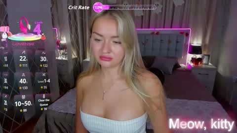 Snapshot of evarider chatting on 25, 10, 2025 EvaRider online show from 25, 10, 2025